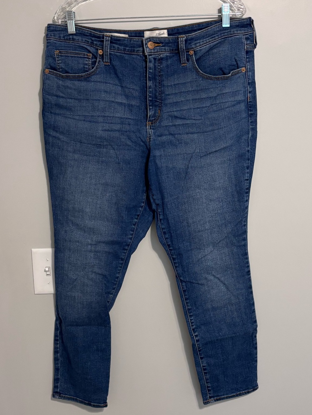 Universal Thread Dark Blue Cropped High Rise Stretch Skinny Jeans